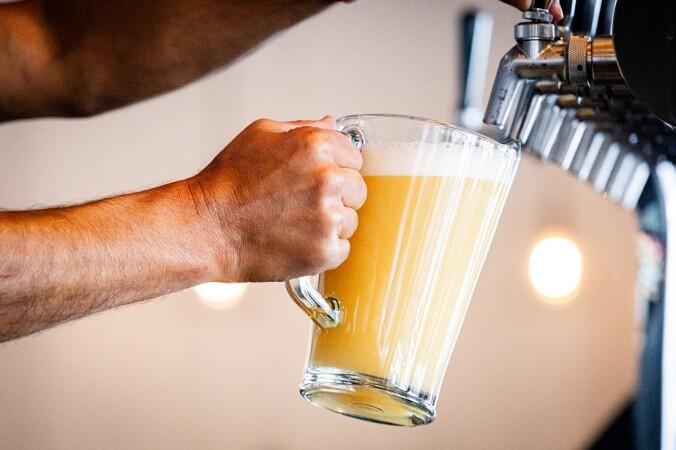 Best Sports Bars in Wellington - Social Corner
