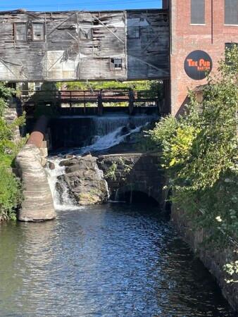 Best Sports Bars in Lewiston - The Pub at Baxter