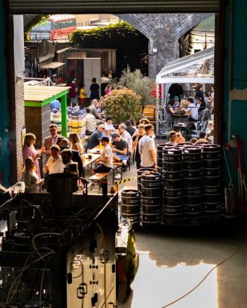 Best Sports Bars in London - The Five Points Taproom & Courtyard