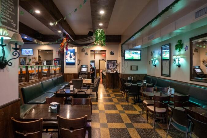 Best Sports Bars in New York - Blarney Stone
