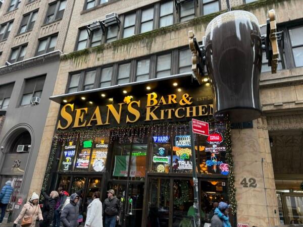 Best Sports Bars in New York - Seans Bar & Kitchen G