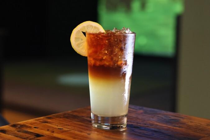 Best Sports Bars in Lemont - The Club Lemont