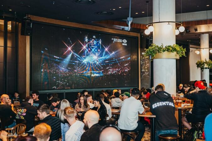 Best Sports Bars in Southbank - The Pub at Crown