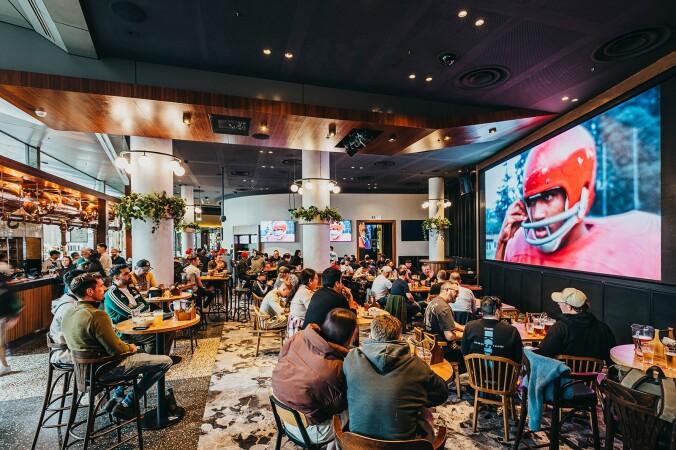Best Sports Bars in Southbank - The Pub at Crown