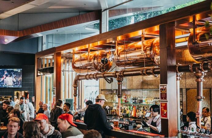 Best Sports Bars in Southbank - The Pub at Crown