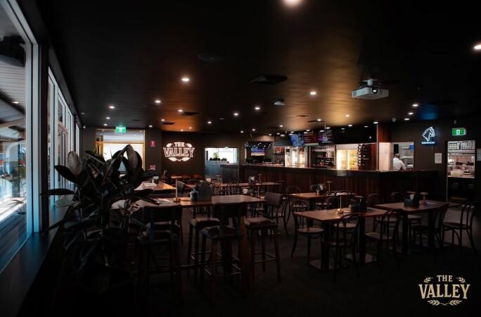 Best Sports Bars in Wanniassa - The Valley Pub