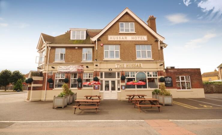 Best Sports Bars in Margate - Hussar Hotel