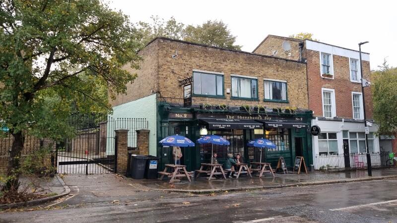 Best Sports Bars in London - The Sheephaven Bay