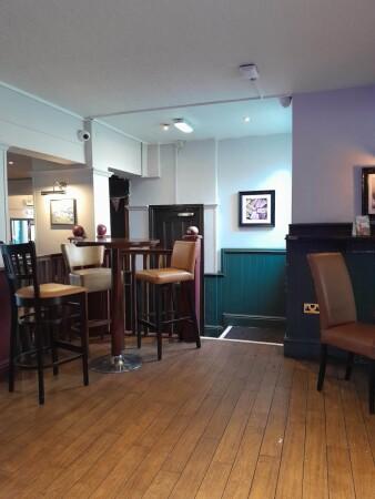 Best Sports Bars in Blackpool - Albion