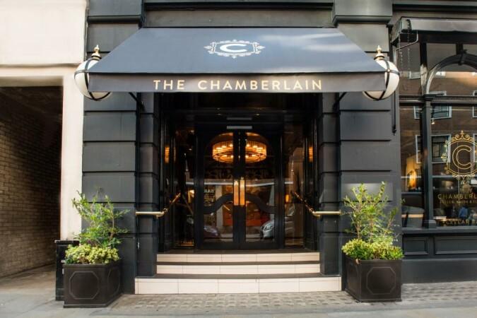 Beste Sportsbars in London - Chamberlain Hotel