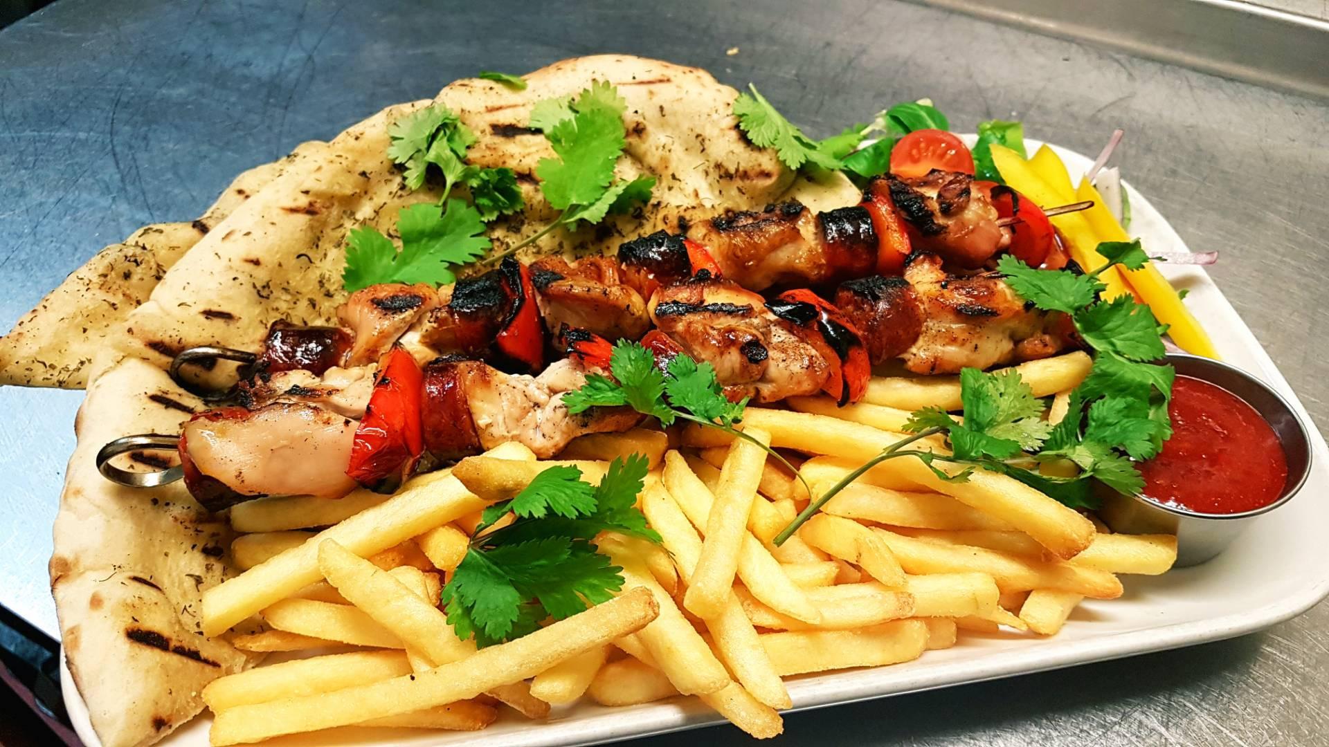 Best Sports Bars in Twickenham - The Bloomsbury Pub