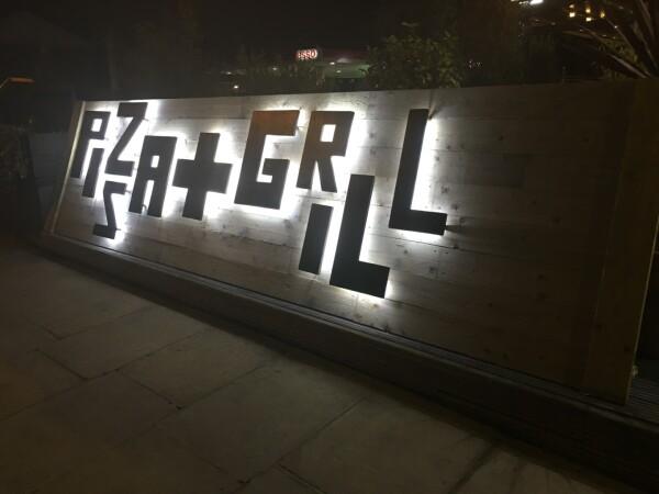 Best Sports Bars in Twickenham - The Bloomsbury Pub