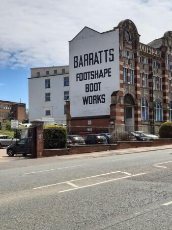 Best Sports Bars in Northampton - Barratts Club