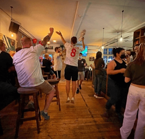 Best Sports Bars in London - The Garden Shed