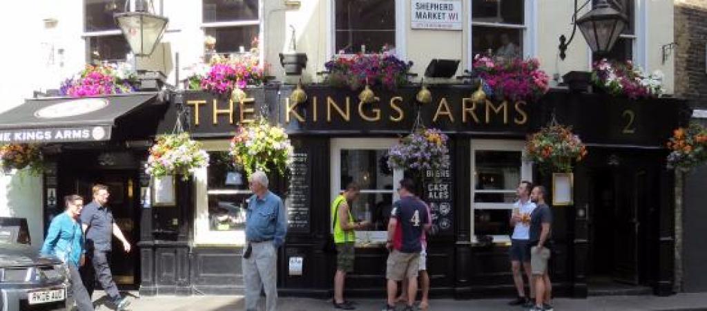 Best Sports Bars in London - Kings Arms