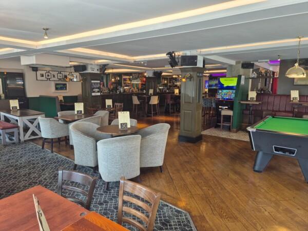 Best Sports Bars in Stevenage - Draper Arms Stevenage