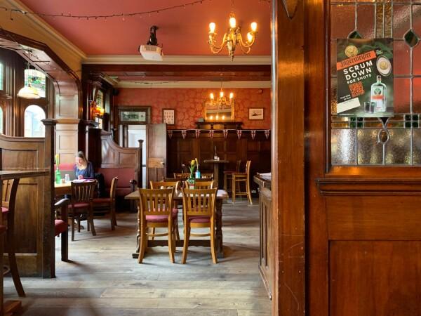 Best Sports Bars in West Ealing - Forester Ealing