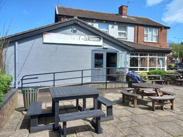 Best Sports Bars in Hull - Crooked Billet