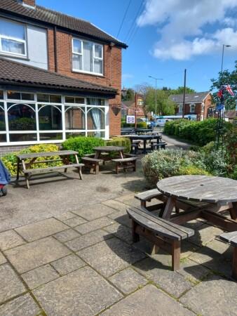 Best Sports Bars in Hull - Crooked Billet