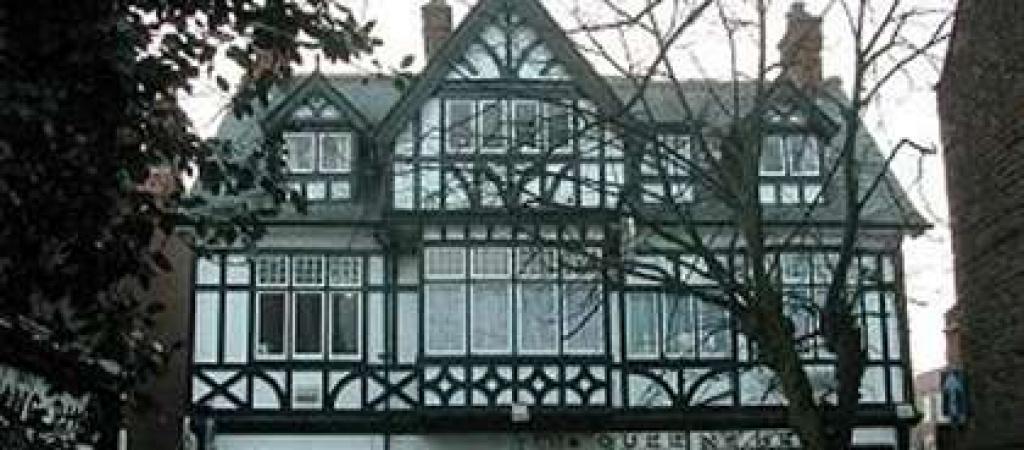 Best Sports Bars in Hedon - Queens Head