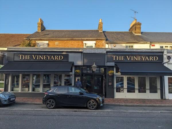 Best Sports Bars in Sittingbourne - Vineyard Sittingbourne