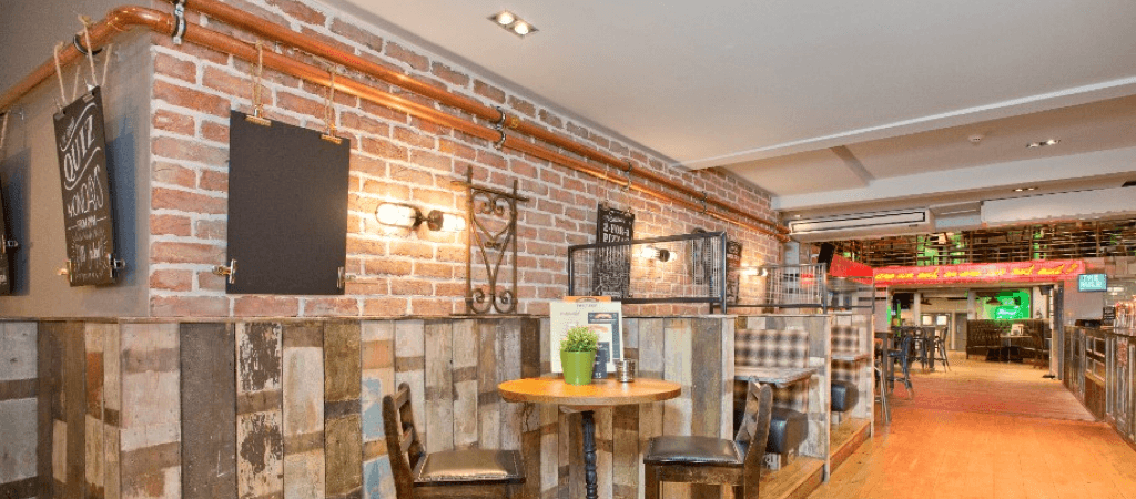 Best Sports Bars in St Andrews - The Rule St Andrews