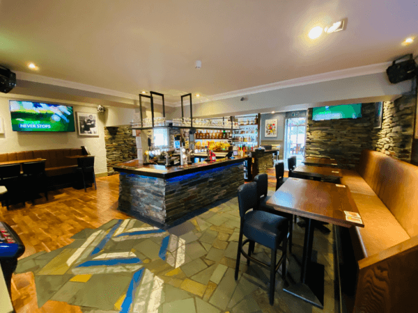 Best Sports Bars in Ayr - Smiths