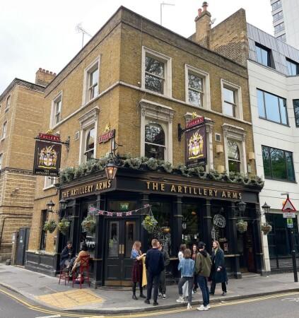 Best Sports Bars in London - Artillery Arms