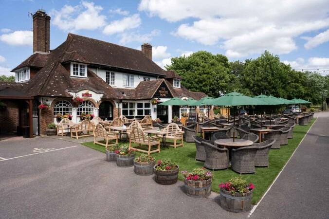 Best Sports Bars in Farnham - Princess Royal