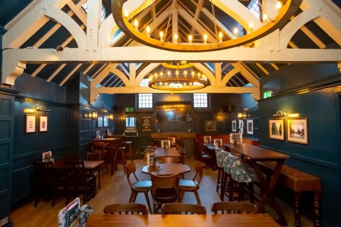 Best Sports Bars in London - Junction