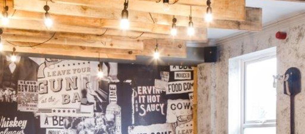 Best Sports Bars in Birmingham - Smokey Barrels