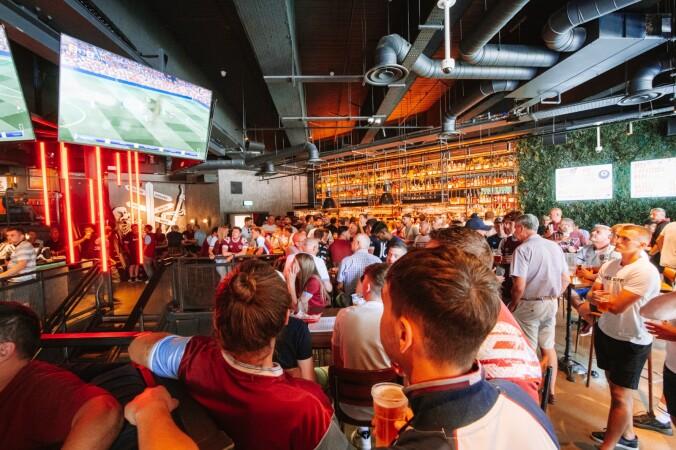 Best Sports Bars in London - Bat & Ball Stratford