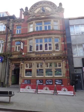Best Sports Bars in Wigan - The Raven