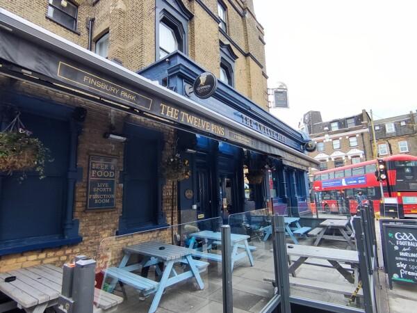 Best Sports Bars in London - The Twelve Pins