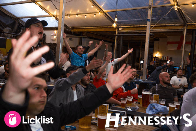 Best Sports Bars in Birmingham - Hennesseys