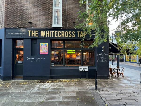 Best Sports Bars in Islington - The Whitecross Tap London