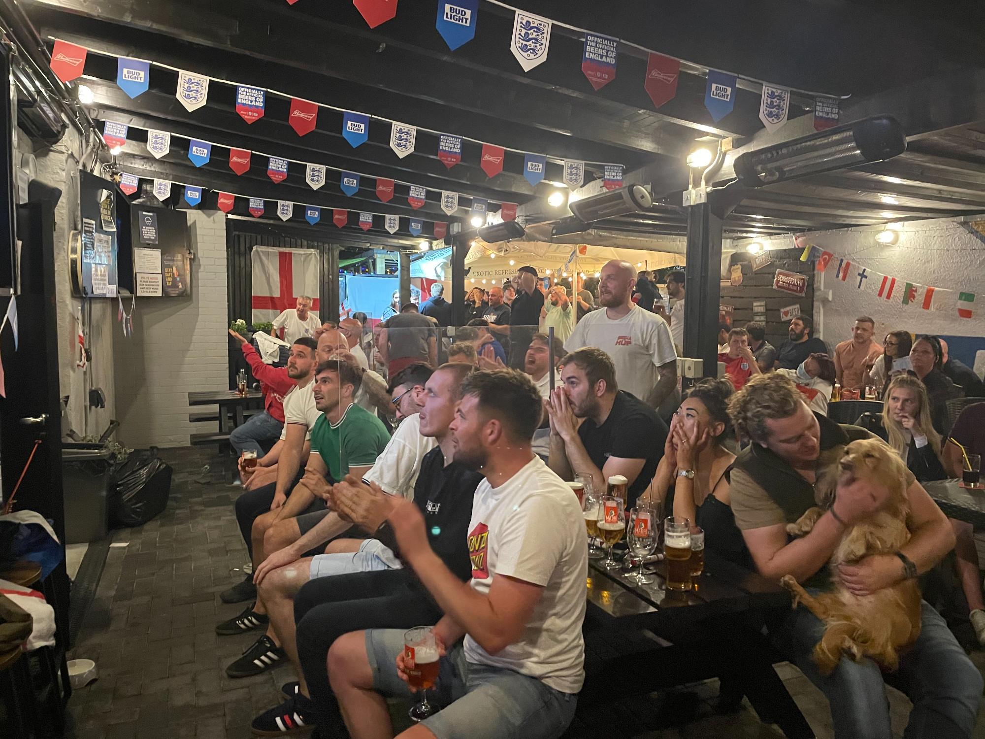 Best Sports Bars in Warrington - The Tavern Sports Bar