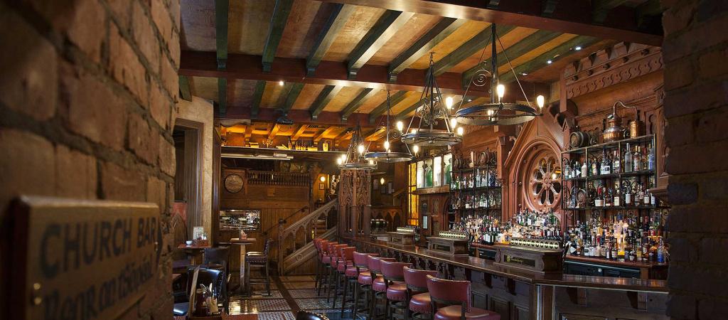 Best Sports Bars in London - Waxy O'Connors