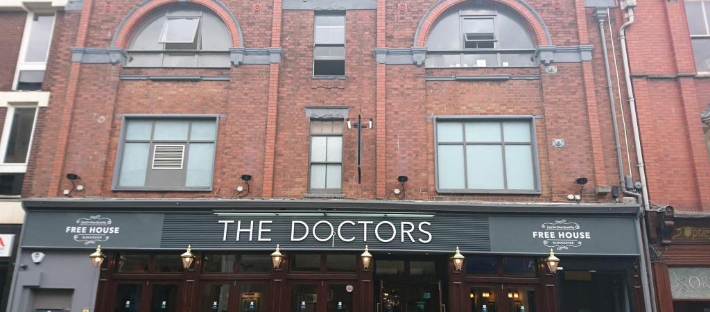 Best Sports Bars in Gloucester - The Doctors