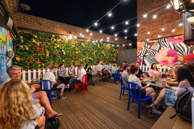 Best Sports Bars in Winchester - Alfies