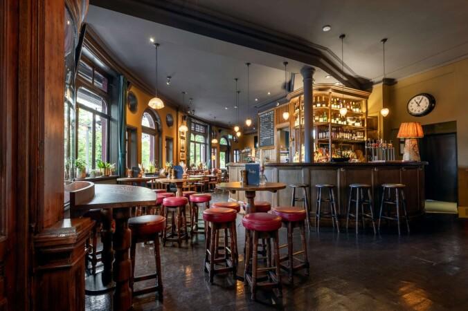 Best Sports Bars in London - The Roundhouse