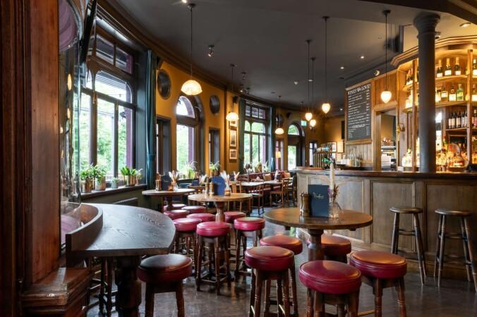Best Sports Bars in London - The Roundhouse