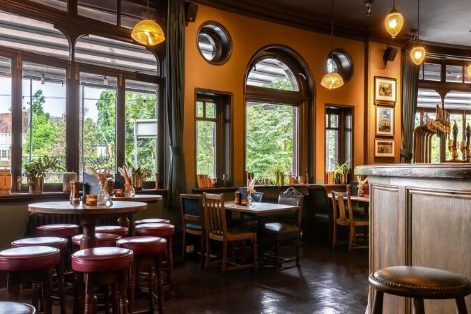 Best Sports Bars in London - The Roundhouse