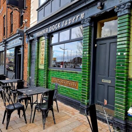 Best Sports Bars in Hull - Humber Dock Bar and Grill