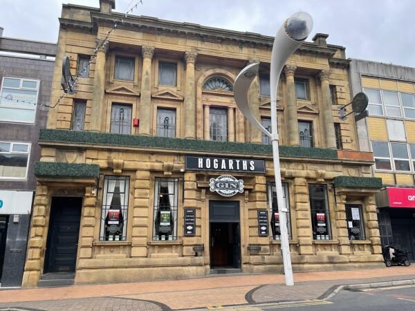 Best Sports Bars in Blackpool - Hogarths Blackpool