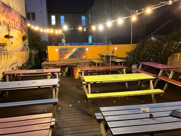 Best Sports Bars in Brighton - Grand Central