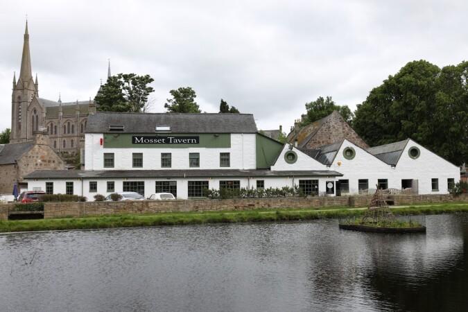 Best Sports Bars in Forres - Mosset Tavern