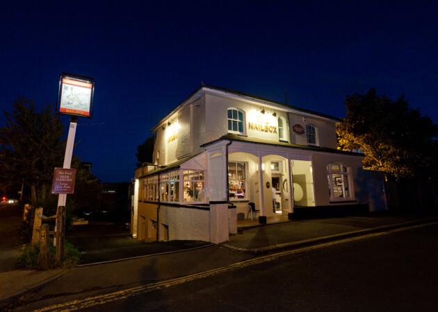Best Sports Bars in Folkestone - Nailbox
