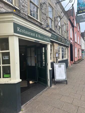 Best Sports Bars in Chipping Sodbury - Squire Inn