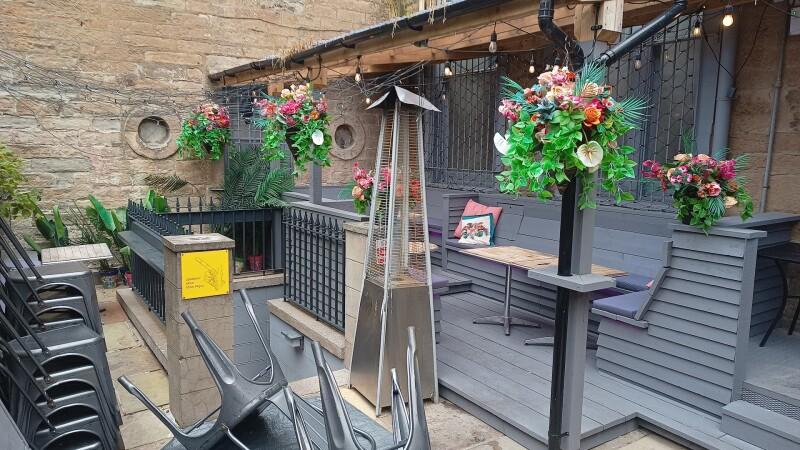 Best Sports Bars in Ayr - Smoking Goat